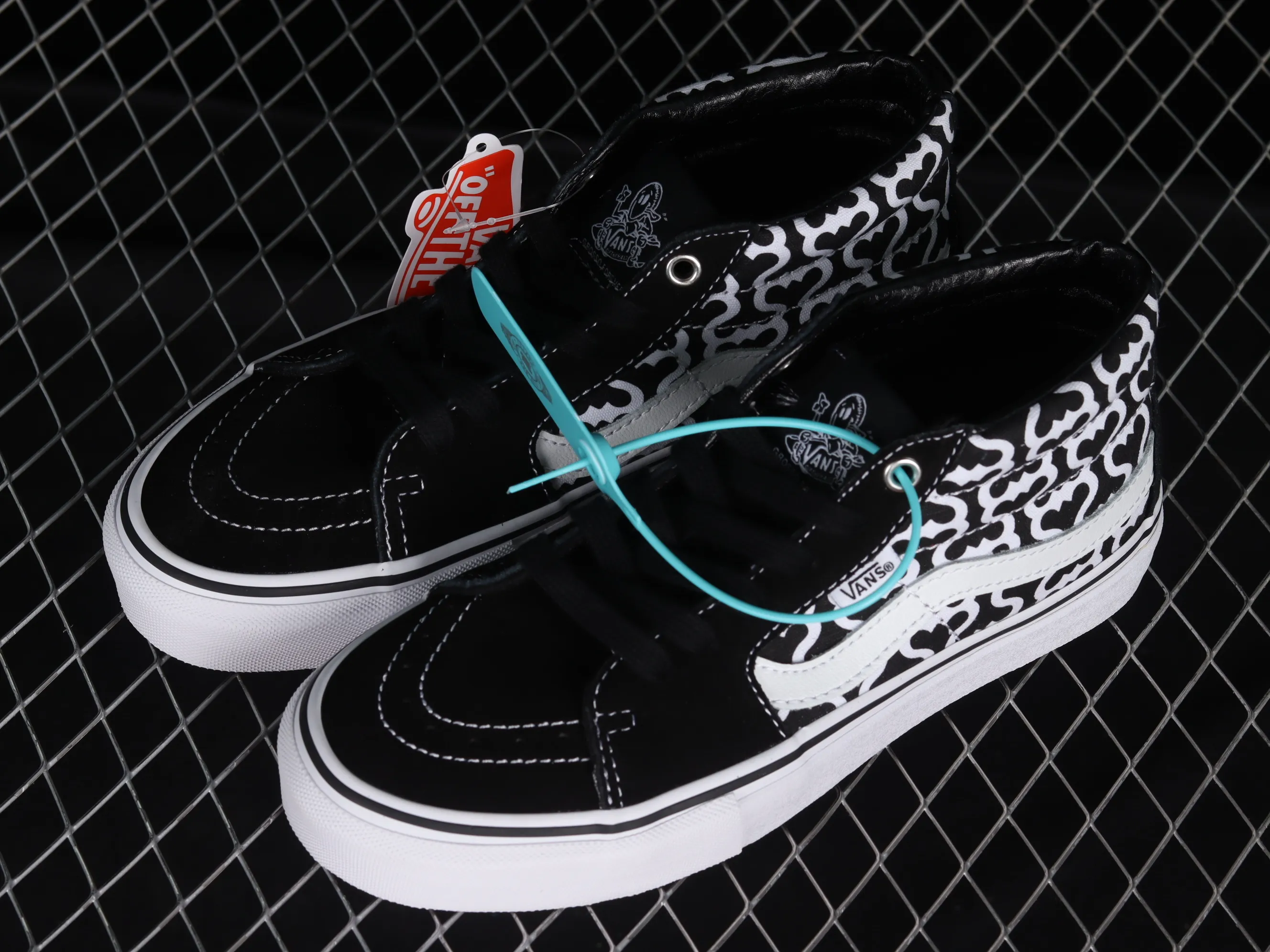 All categories Vans Vans series Vans Mid Vans China Vans Sk8-Hi Pro Vans professional skateboard series high-top sneakers VN0A5KS15XH